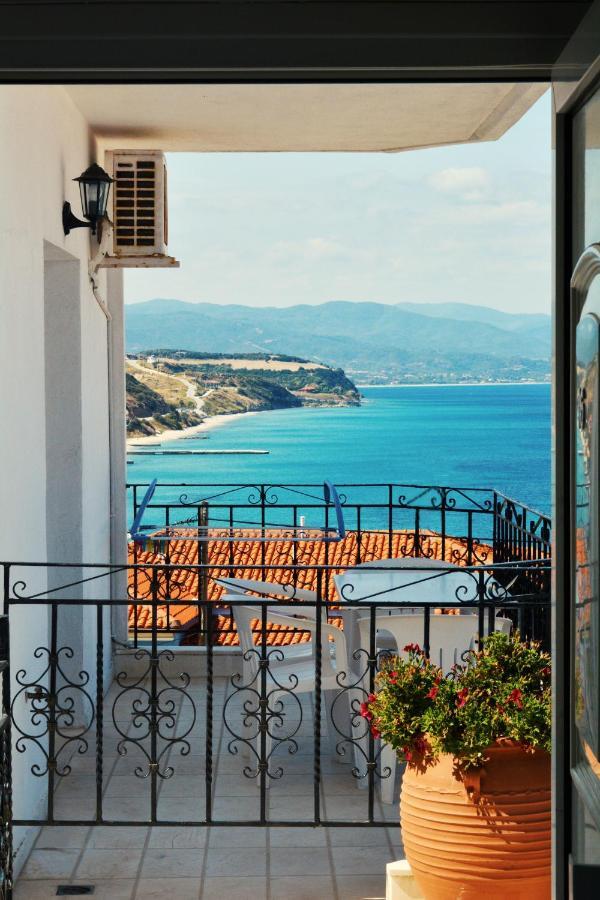 Lazaridis Luxury Studios & Apartments Νέα Ρόδα Εξωτερικό φωτογραφία